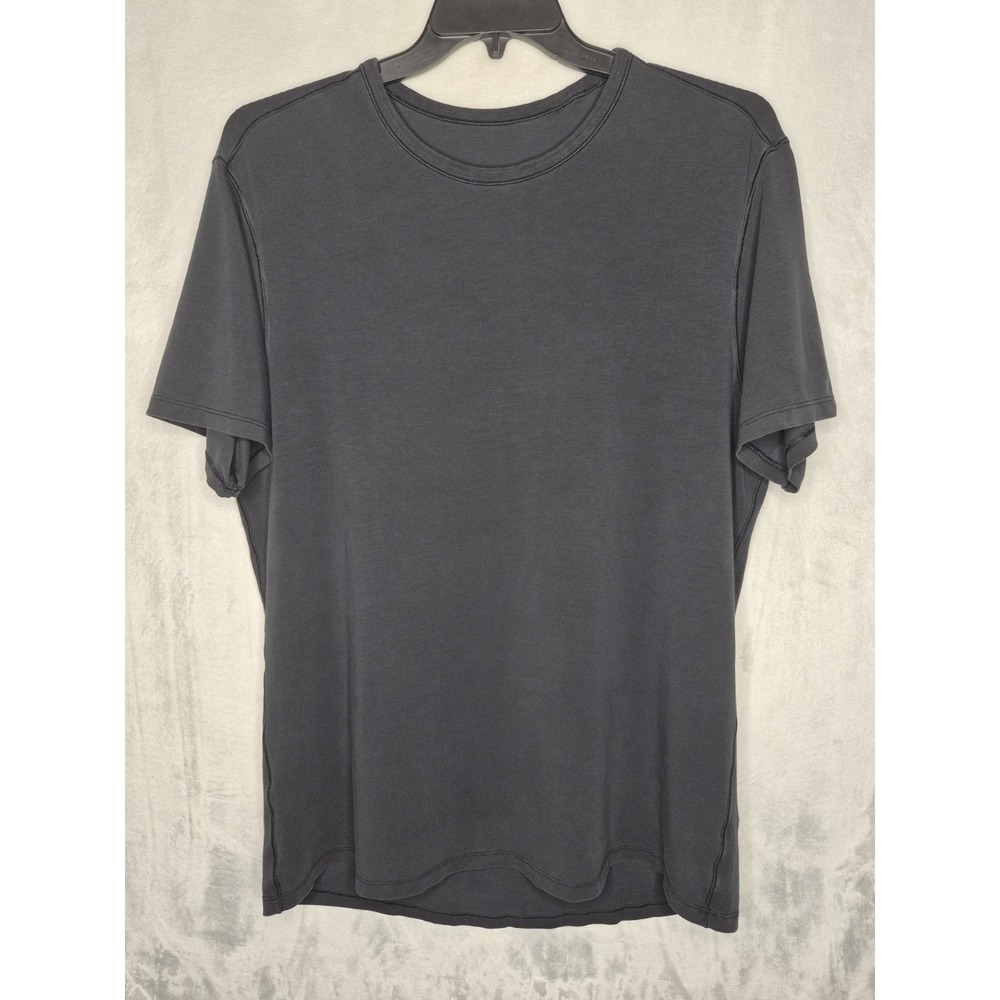 Lululemon Mens Activewear T Shirt Size XL Grey Short Sleeve Athletic Tee 23x30